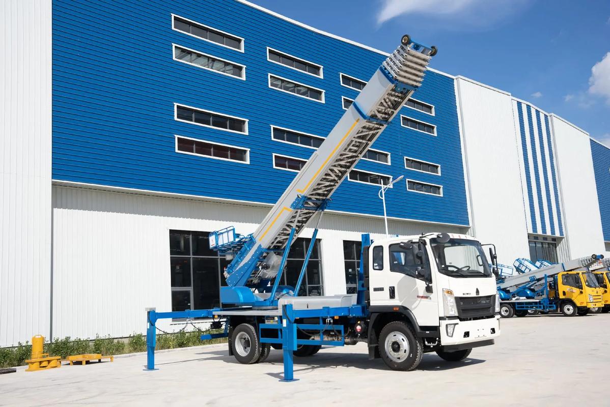 南城县小型云梯车上料车租赁多少钱