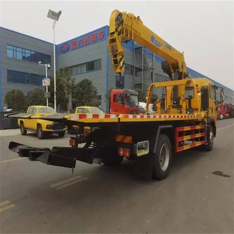 南城县附近小随车吊出租电话，轻松解决搬运烦恼