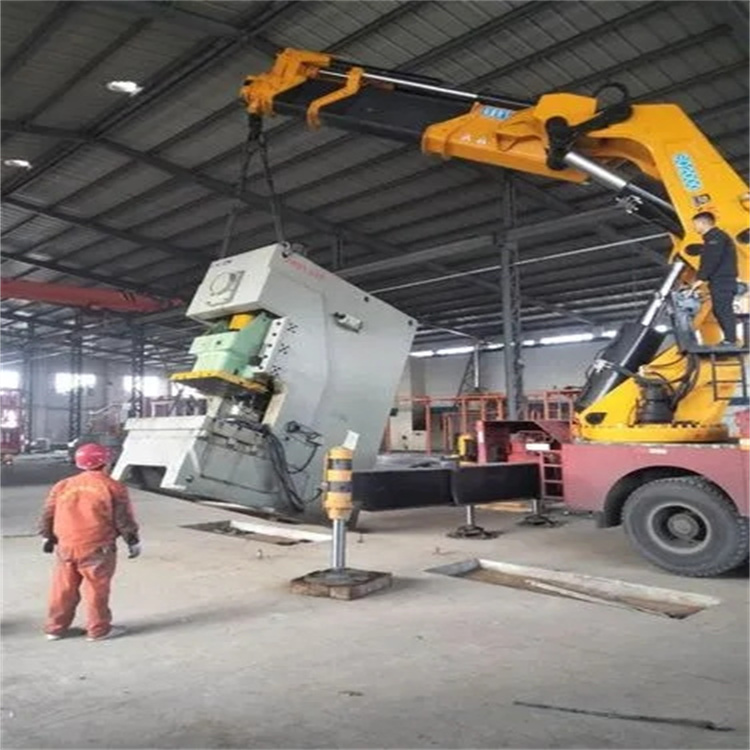 南城县80吨折臂吊车出租附近电话